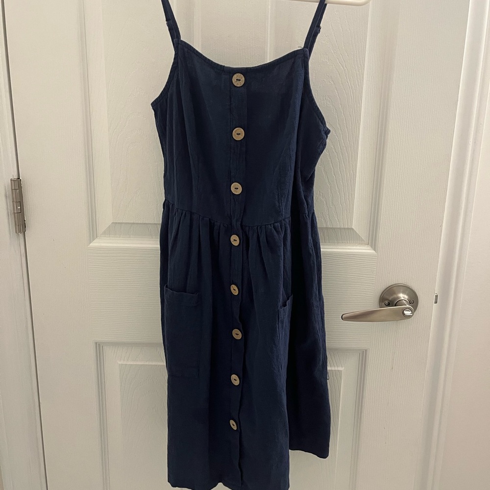 Dress - Picture 2 of 2